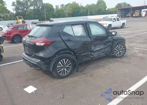 2023 Nissan Kicks Sv Xtronic Cvt из США, поврежденный, VIN 3N1CP5CV5PL495549